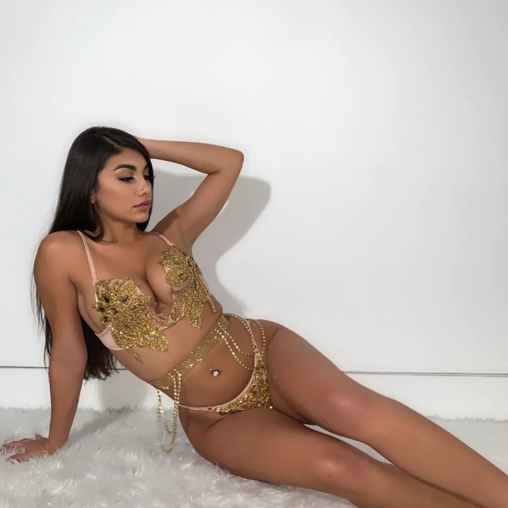 3pc Gold Crystal Bikini Alglist Brand (M)